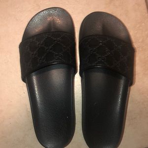 All black Gucci slides size 12